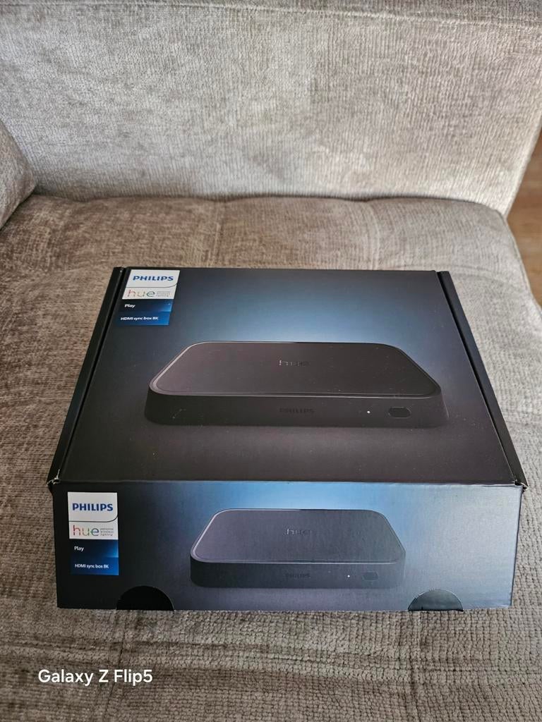 Philips by Signify Philips Hue Play HDMI sync box 8K, Ophalen of Verzenden, Zo goed als nieuw