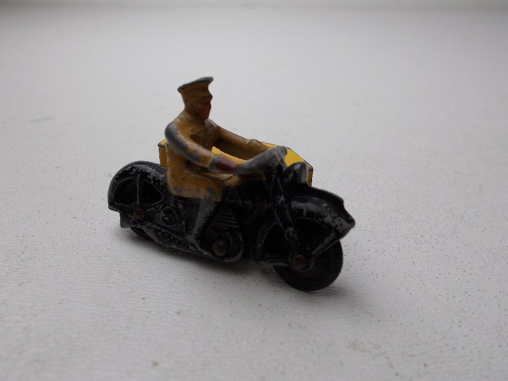 1959 Dinky Toys 272. A.N.W.B. MOTORCYCLE PATROL(-B-)