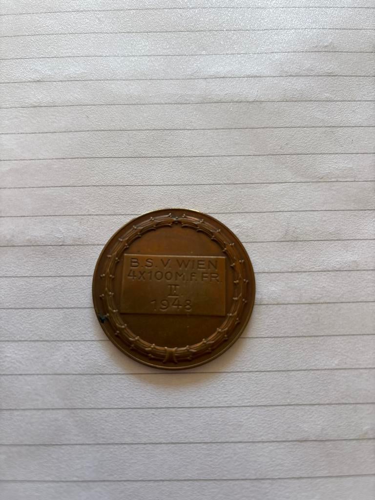 B.S.V. Wien medaille 1948, Postzegels en Munten, Penningen en Medailles, Ophalen of Verzenden, Brons, Buitenland