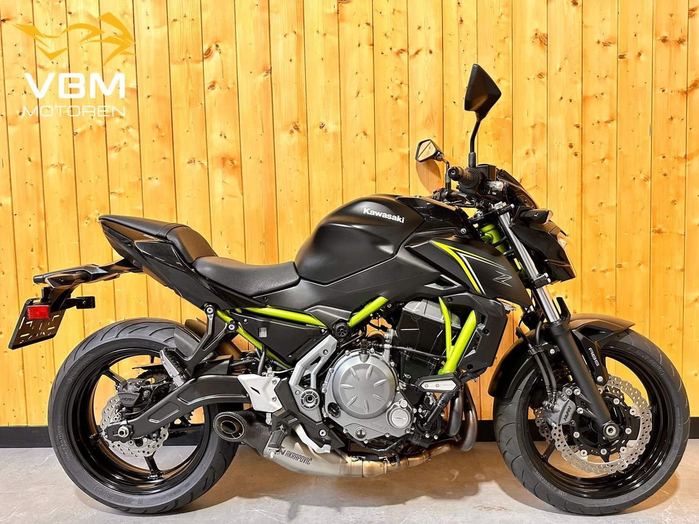 KAWASAKI Z 650 ABS Z650 Z-650 Nieuwe set banden! Akrapovic!, Motoren, Motoren | Kawasaki, 2 cilinders, Bedrijf, Onbekend, KAWASAKI