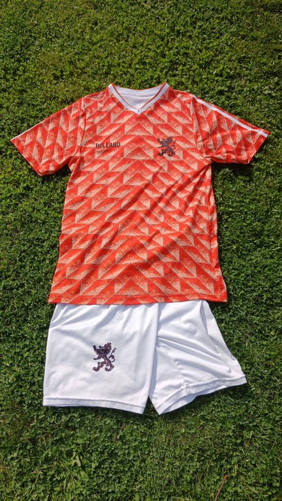 Nederland 1988 pakje en juventus 25 26 pakje., Maat S, Ophalen of Verzenden, Nieuw, Shirt