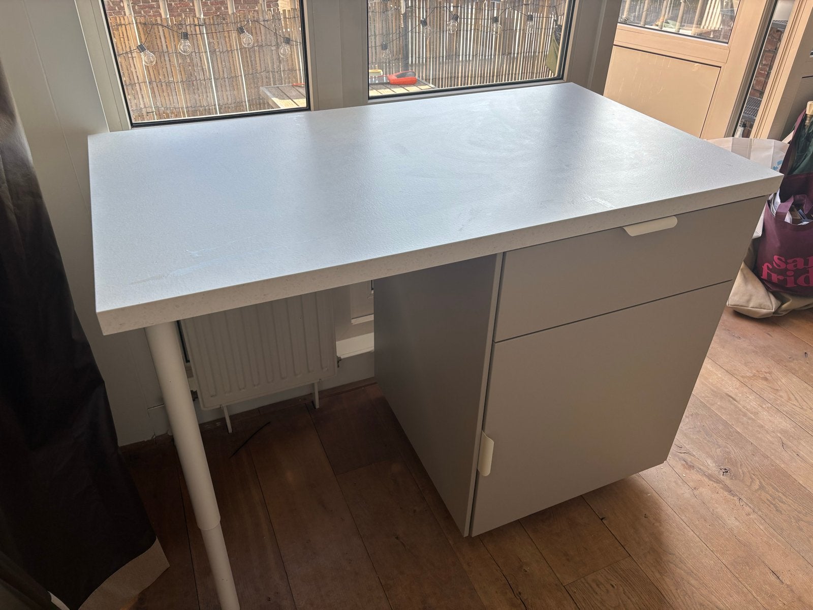 Keukeneiland / bureau, Ophalen, Gebruikt, 100 tot 150 cm, Beige