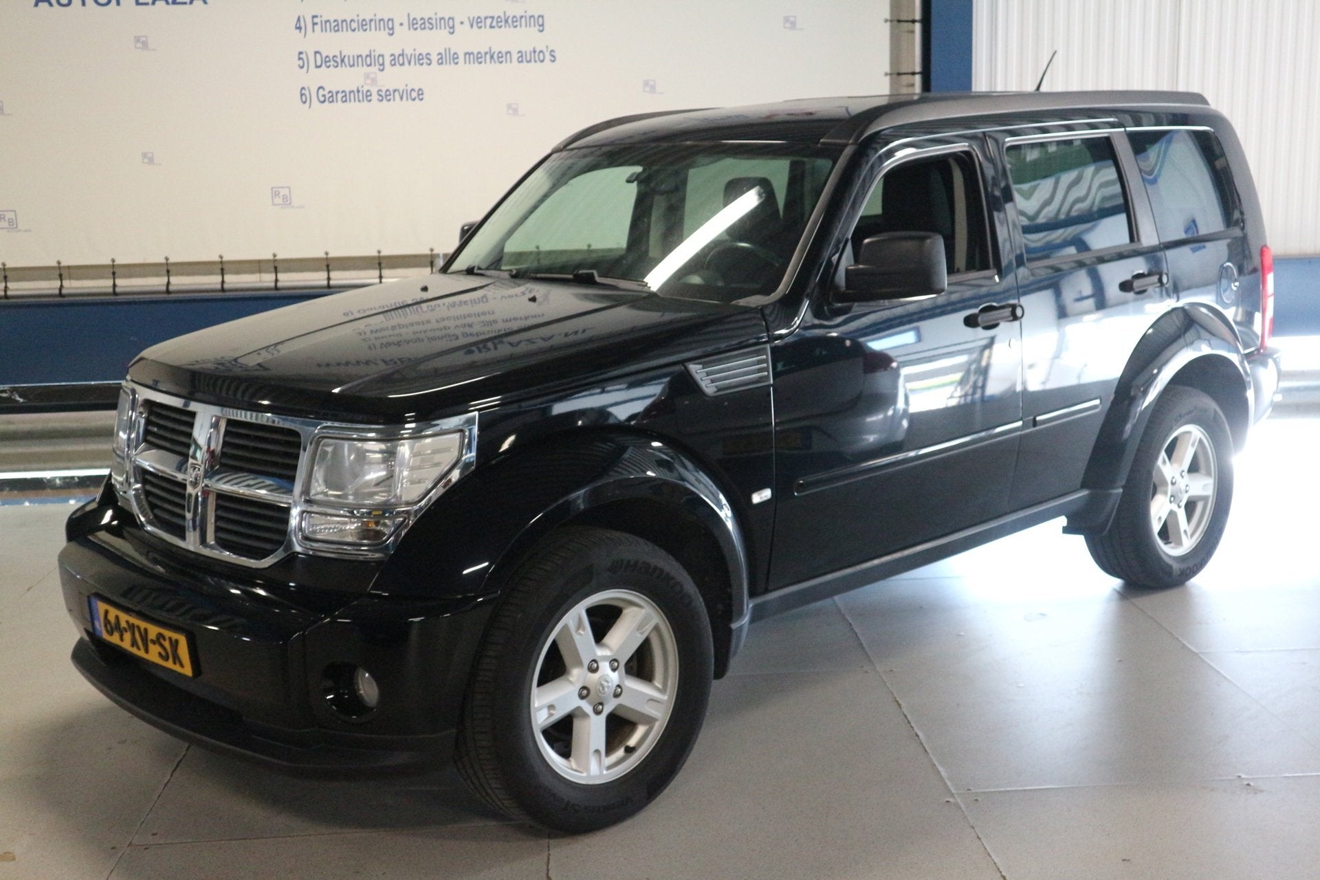 Dodge Nitro 3.7 V6 SXT AUT + NAP + BLACK PACK ! ! !, Auto's, Automaat, 3700 cc, Gebruikt, Zwart