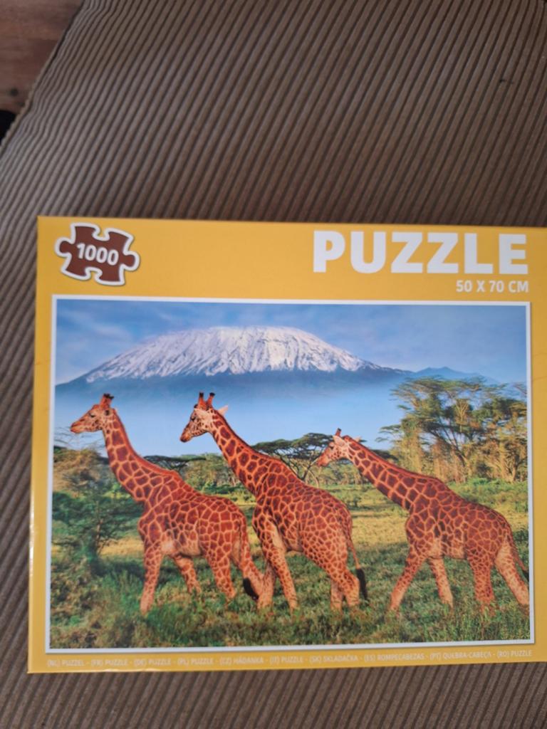 Puzzel 1000 stukjes - Giraffen bij Kilimanjaro, Ophalen of Verzenden, Nieuw