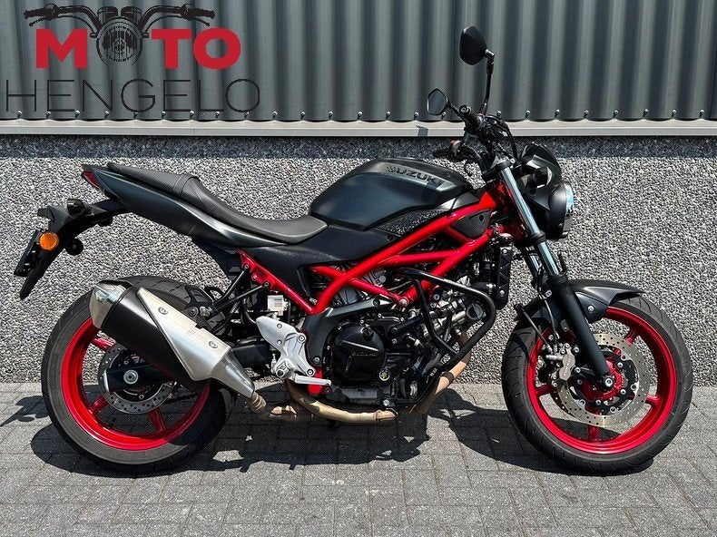 Suzuki SV 650 ABS (bj 2020), B.V. NIMAG / SUZUKI, Lange dreef 12
4131NH  VIANEN, NL, Bedrijf, Info@nimag.nl