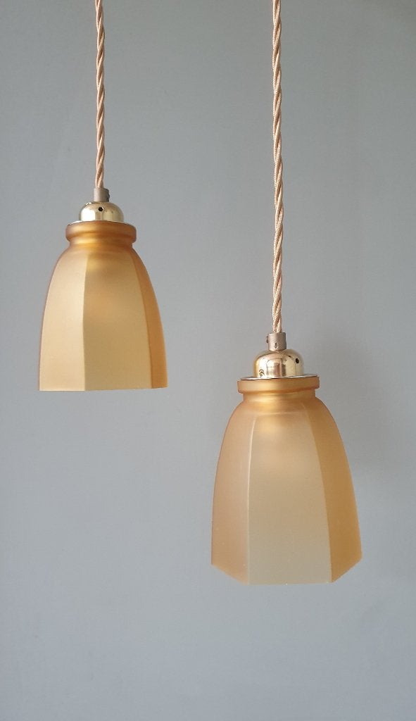 Set Vintage franse roze hanglampen van helder gekleurd glas., Ophalen of Verzenden, Glas, 75 cm of meer, Vintage, art deco, art nouveau, retro, antiek, klassiek
