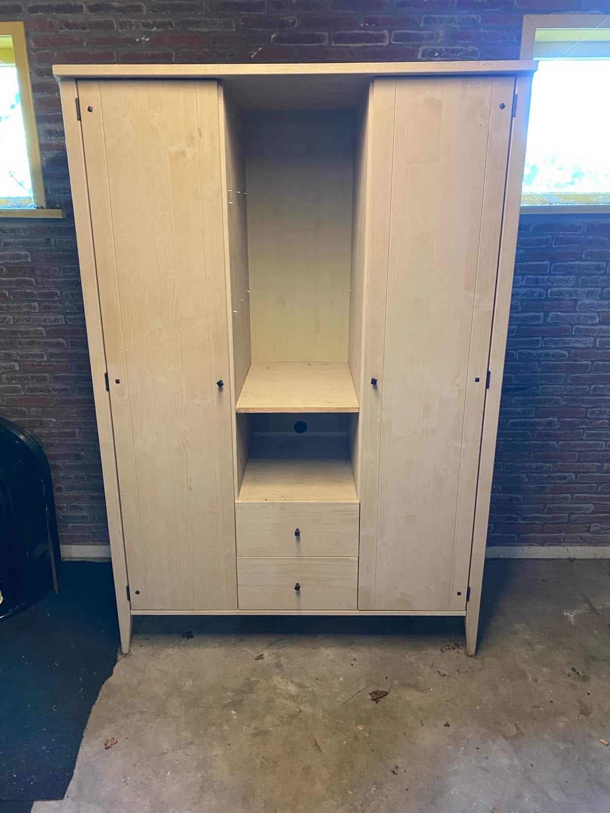 Ikea kast kleding LEKSVIK, Ophalen, 100 tot 150 cm, Meerdere deuren, Zo goed als nieuw
