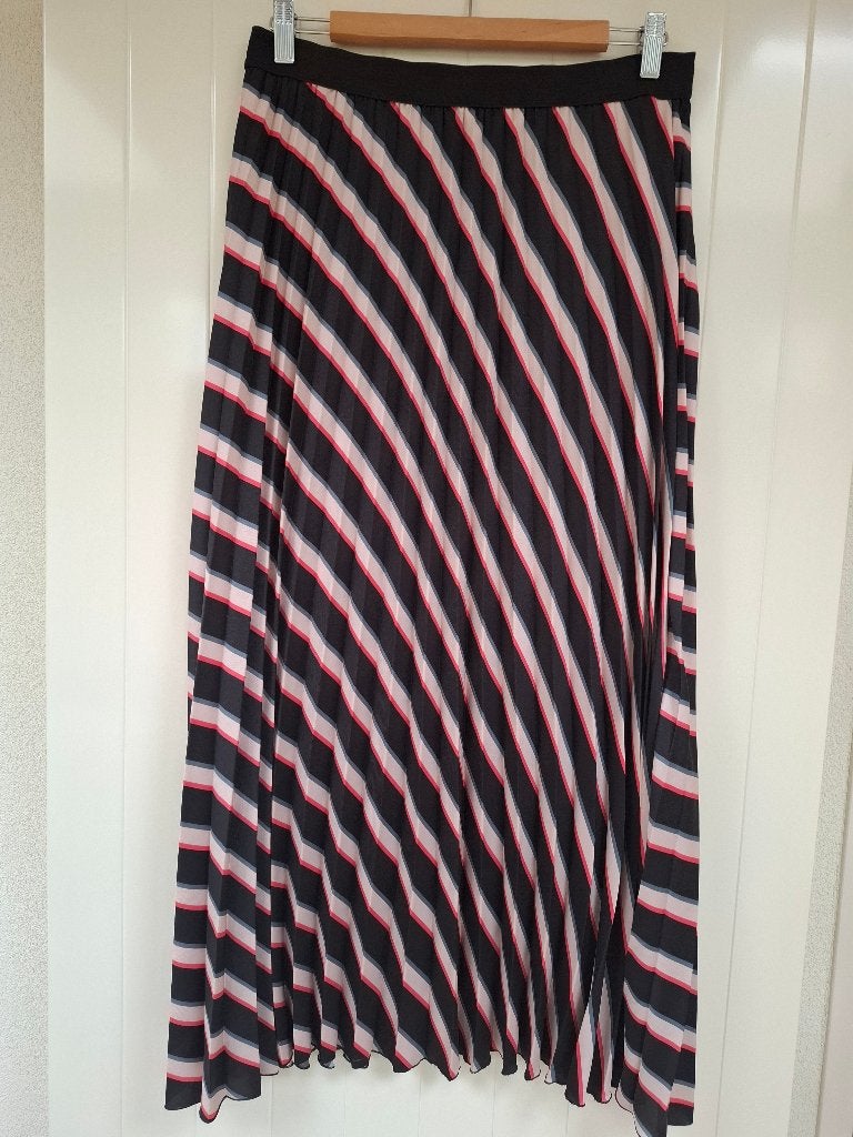 Prachtige plisse rok La Fee Maraboutee maat 40, Kleding | Dames, Rokken, Maat 38/40 (M), La Fee Maraboutee, Zwart, Ophalen of Verzenden
