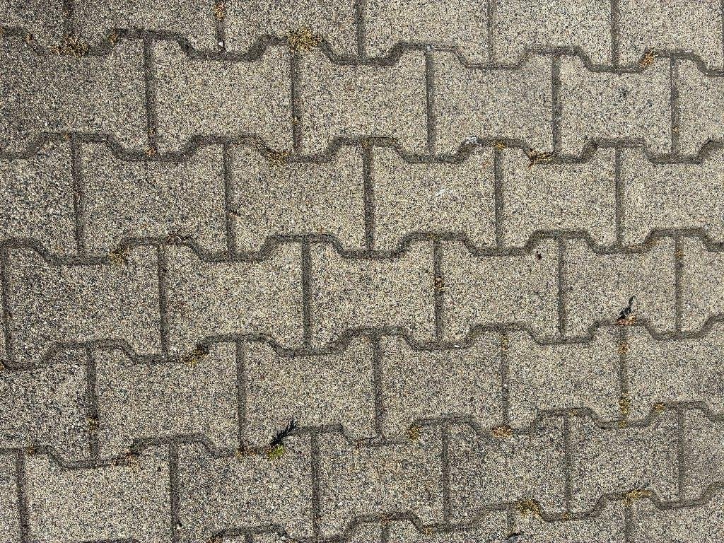 Gebruikte Profielstenen/H-Klinkers, Ca. 10cm dik, Ca. 6000m², Tuin en Terras, Gebruikt, Klinkers, Ophalen of Verzenden, 10 m² of meer