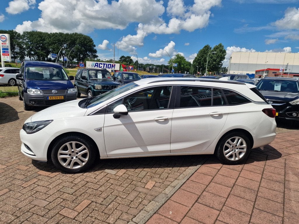 Opel Astra Sports Tourer 1.0 Online Edition - Navi - Cruise, Auto's, Voorwielaandrijving, Stof, Gebruikt, 1178 kg