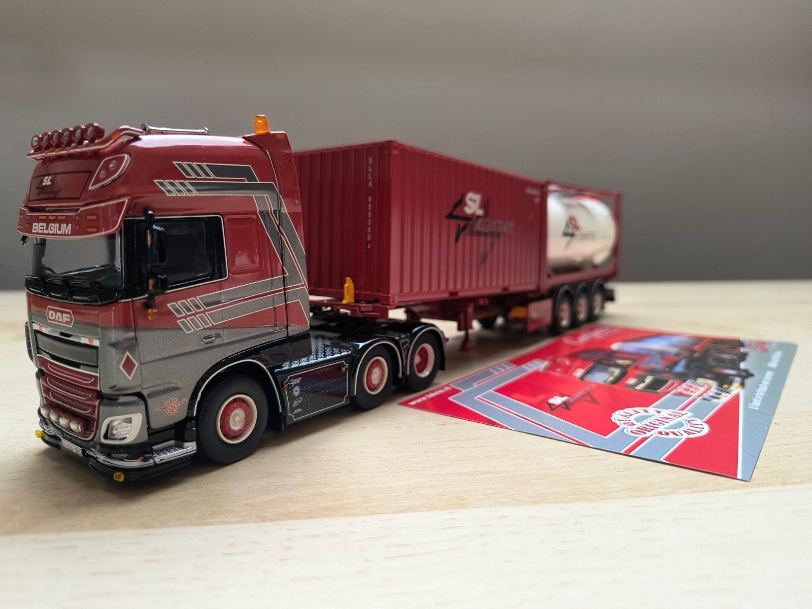 Tekno Daf SL Logistics, Hobby en Vrije tijd, Modelauto's | 1:50, Ophalen of Verzenden, Zo goed als nieuw, Bus of Vrachtwagen, Tekno