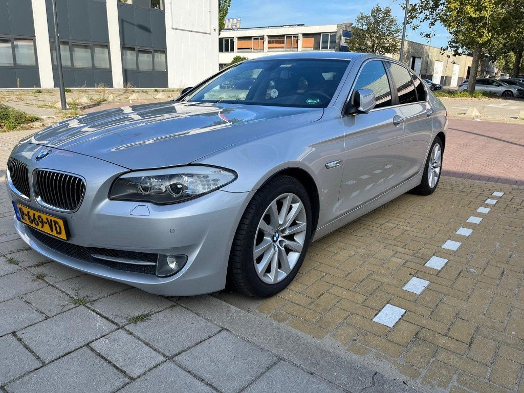 BMW 528i High Exec | 96.500km | 245pk | Keyless | 4WD, Automaat, Achterwielaandrijving, Zwart, 4 cilinders