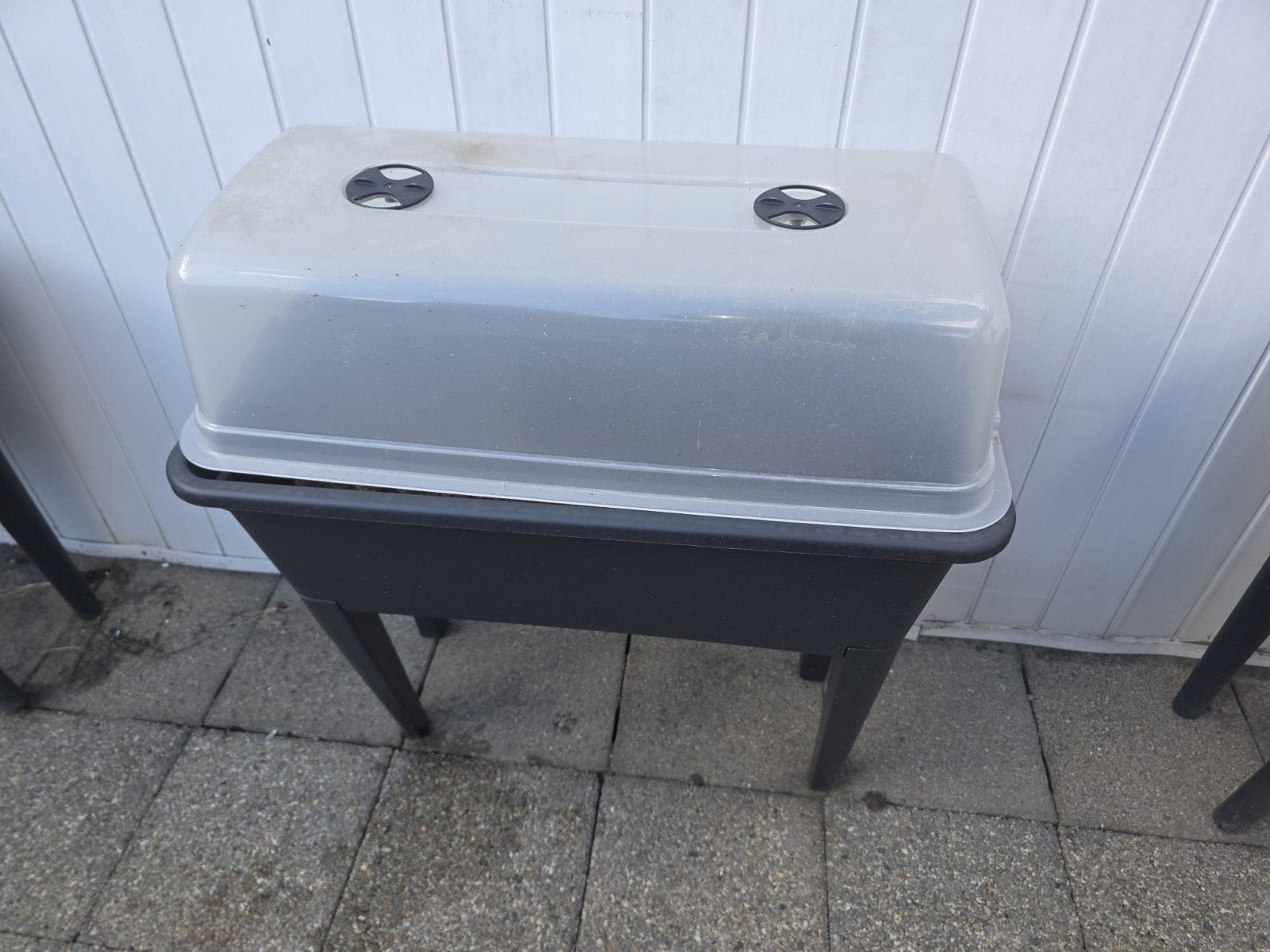 Kweektafel op poten met kunststof bovenkap, Ophalen, Kunststof, Gebruikt, Balkon