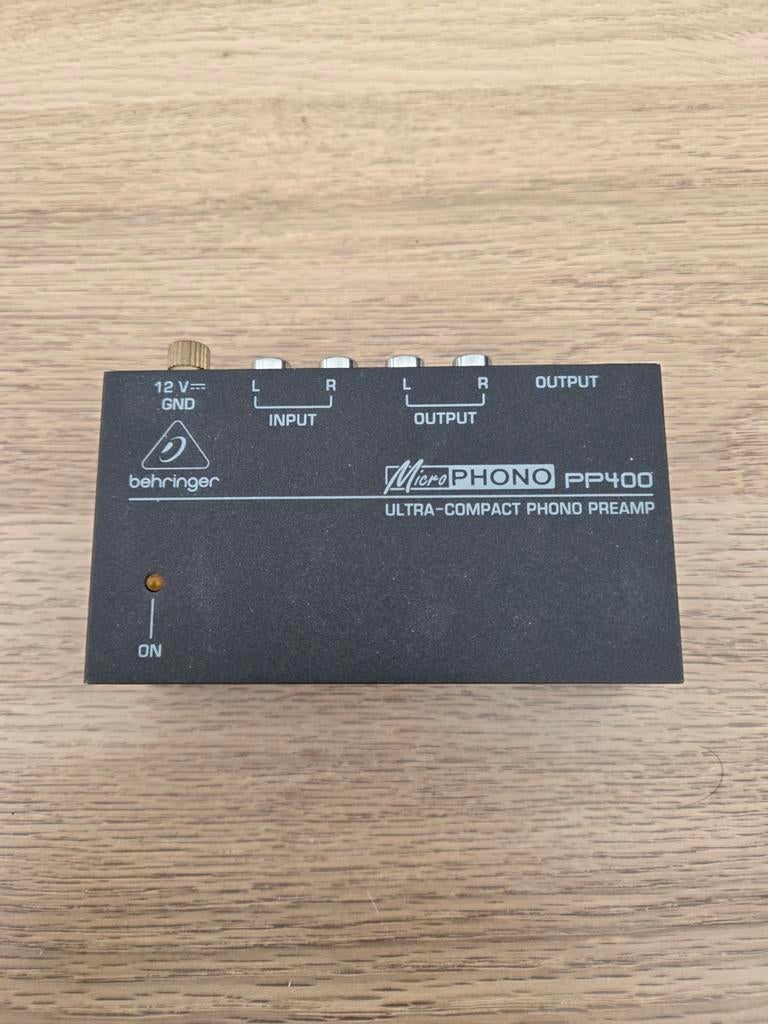 Behringer MicroPHONO PP400 phono voorversterker, Ophalen of Verzenden