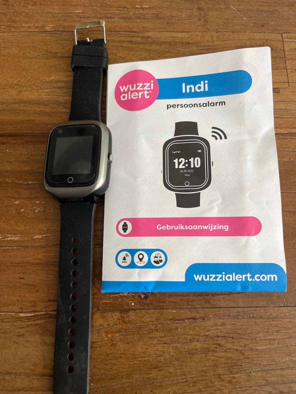 Wuzzi Alert Indi Persoonsalarm Smartwatch, Ophalen, Zwart, Zo goed als nieuw, GPS