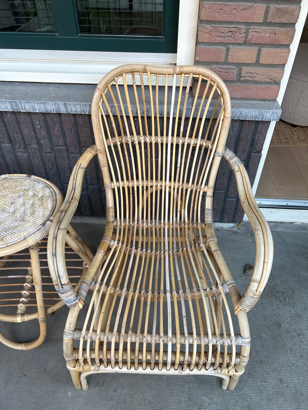 Vintage rotan stoelen met bijpassend tafeltje, Antiek en Kunst, Ophalen