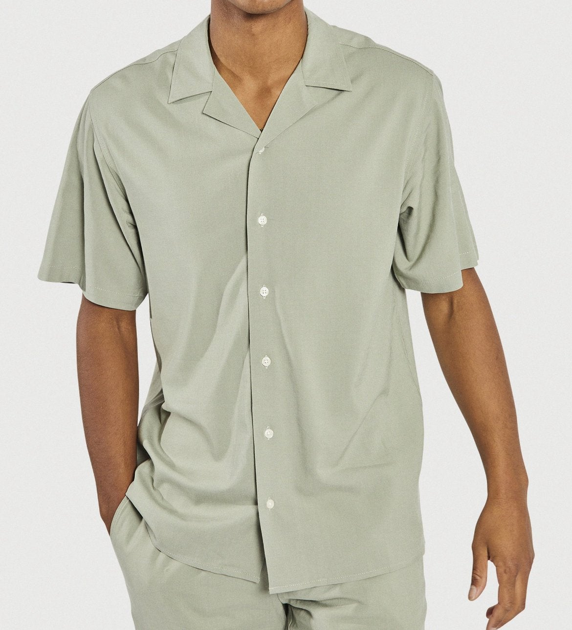 Redefined Rebel overhemd + short mint groen mt. XL, Ophalen of Verzenden, Zo goed als nieuw, Groen, Halswijdte 43/44 (XL)