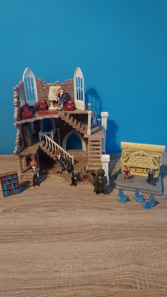 Harry Potter set met figuren en accessoires, Ophalen of Verzenden, Zo goed als nieuw, Actiefiguurtje