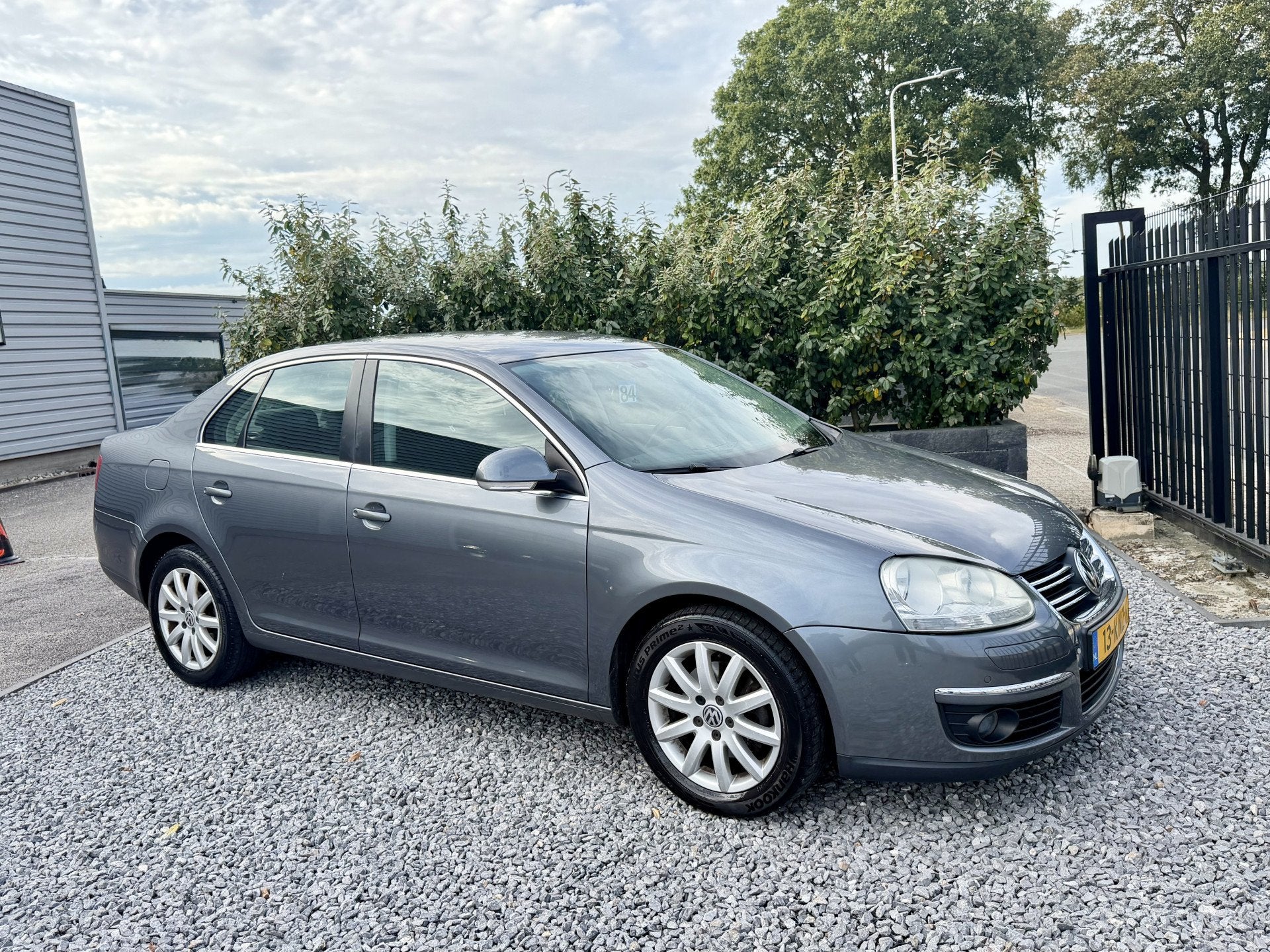 Volkswagen Jetta 1.4 TSI Comfortline Clima|Cruis|Nav Grijs, Voorwielaandrijving, Stof, Gebruikt, 680 kg