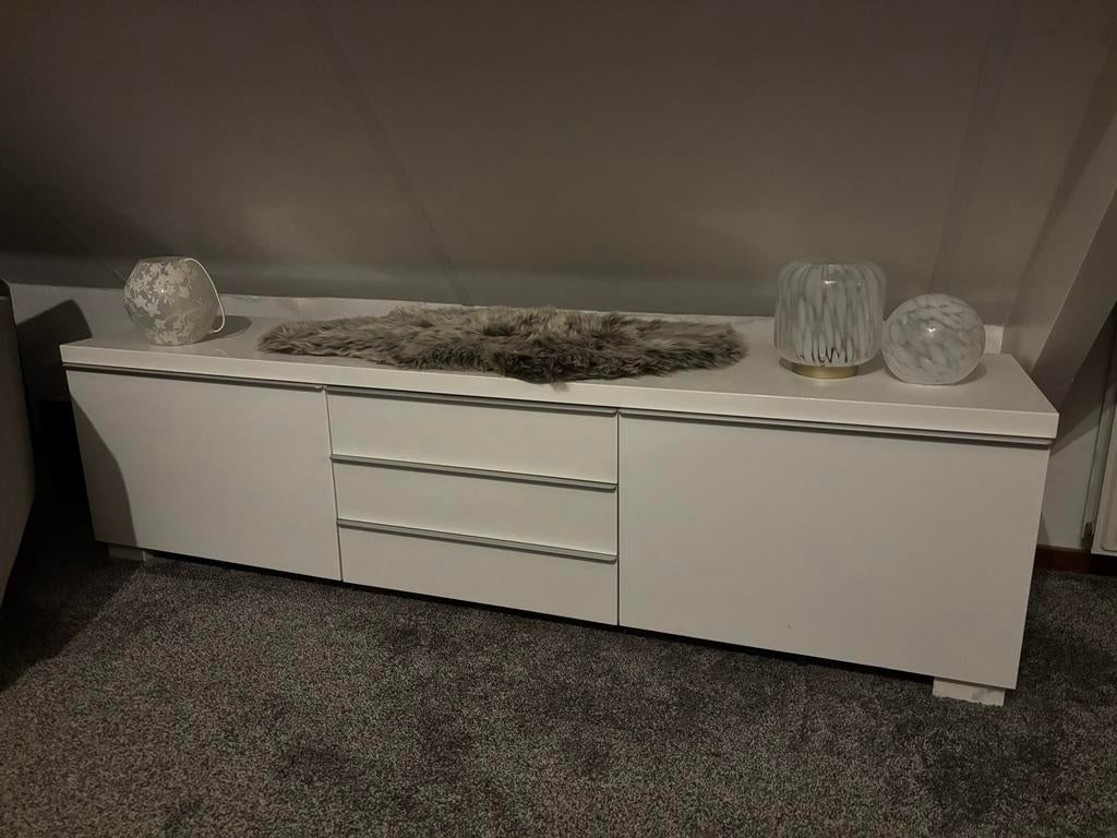 Ikea Besta Burs TV meubel - Hoogglans wit - z.g.a.n., Ophalen, Kunststof, 150 tot 200 cm, Zo goed als nieuw