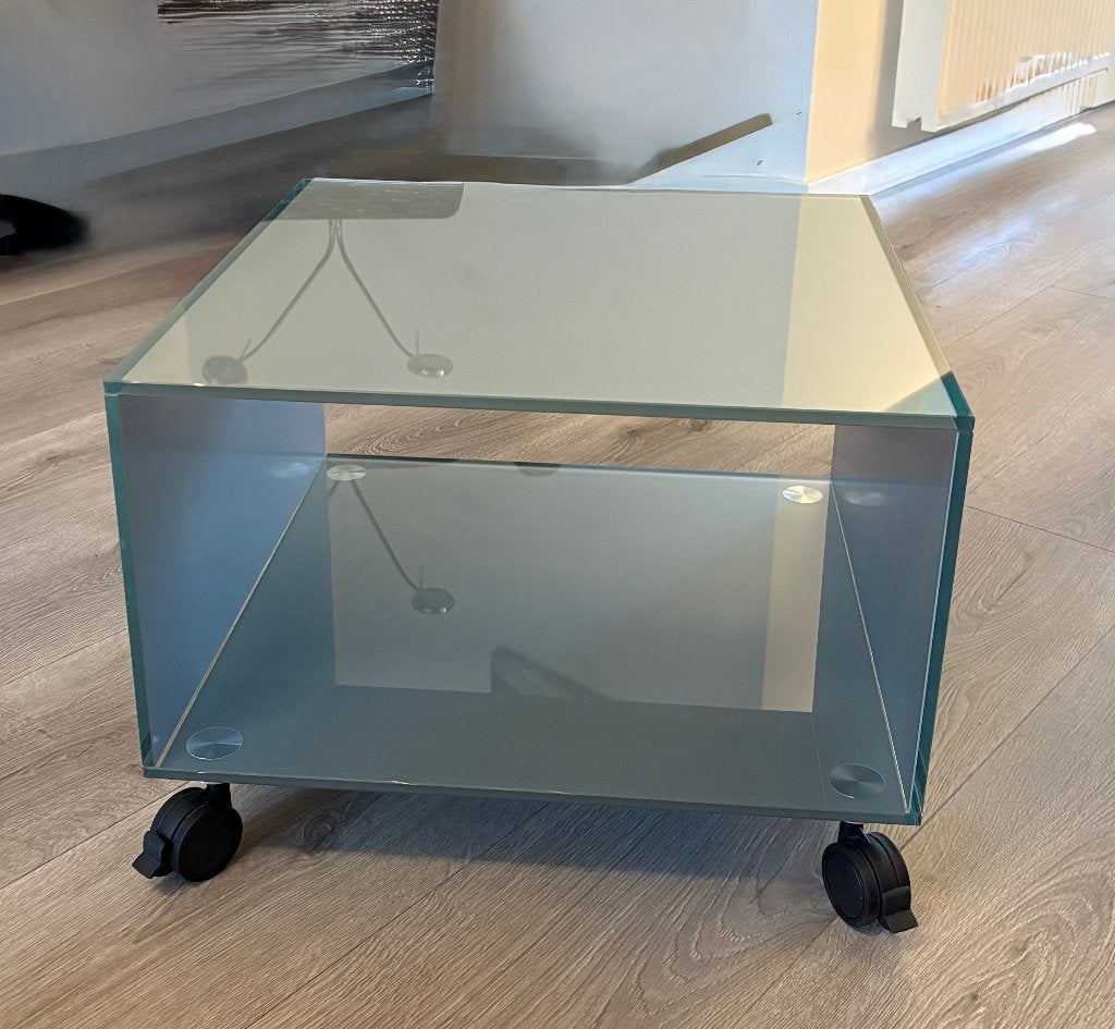 Glazen grijze salontafel(s), Ophalen, 50 tot 100 cm, Vierkant, 50 tot 100 cm