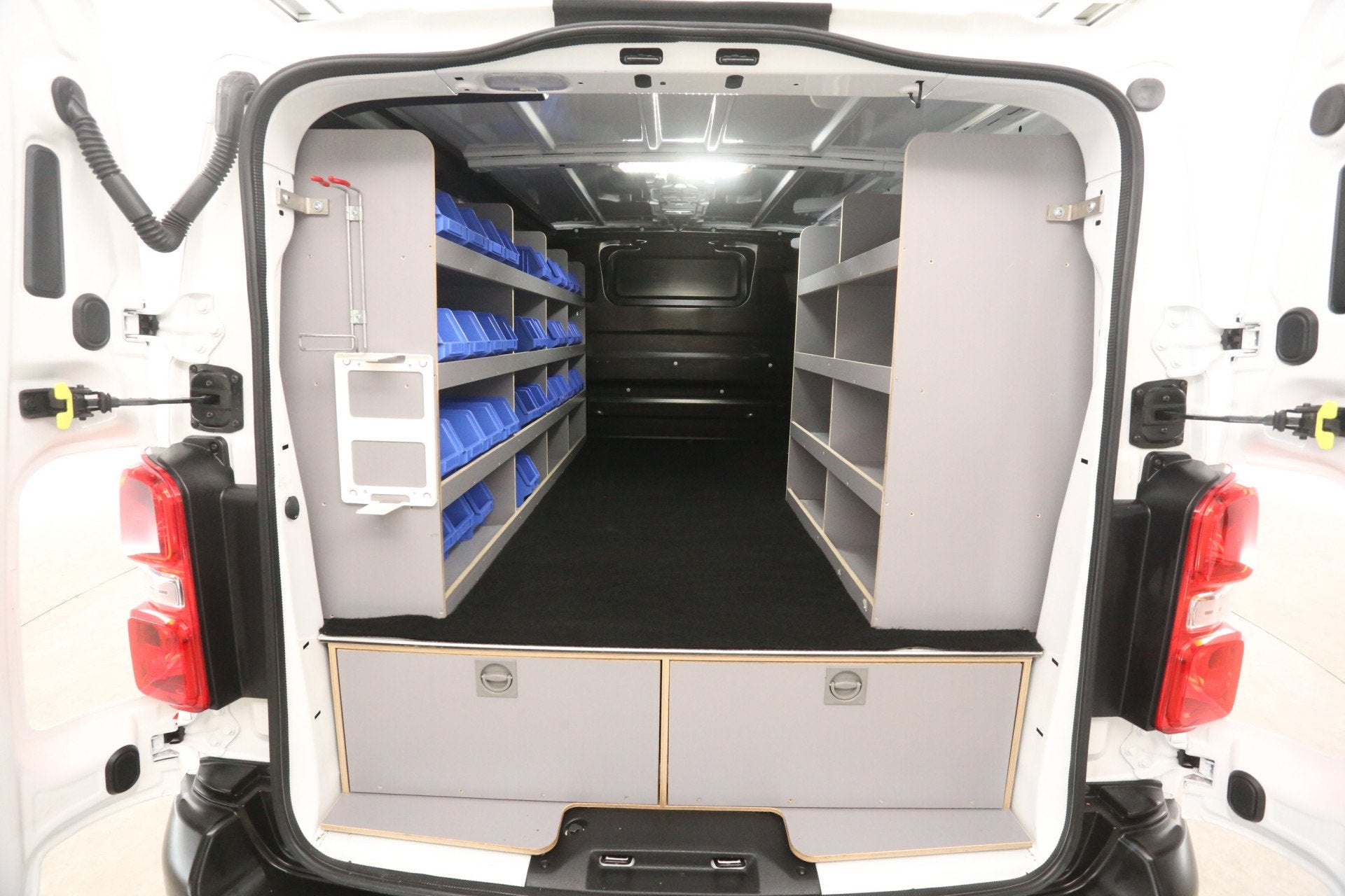 Opel Vivaro CDTI L2H1 | Airco | Cruise | 3 Zits | Parkeersen, Auto's, Bestelauto's, Voorwielaandrijving, Gebruikt, Euro 6, 4 cilinders