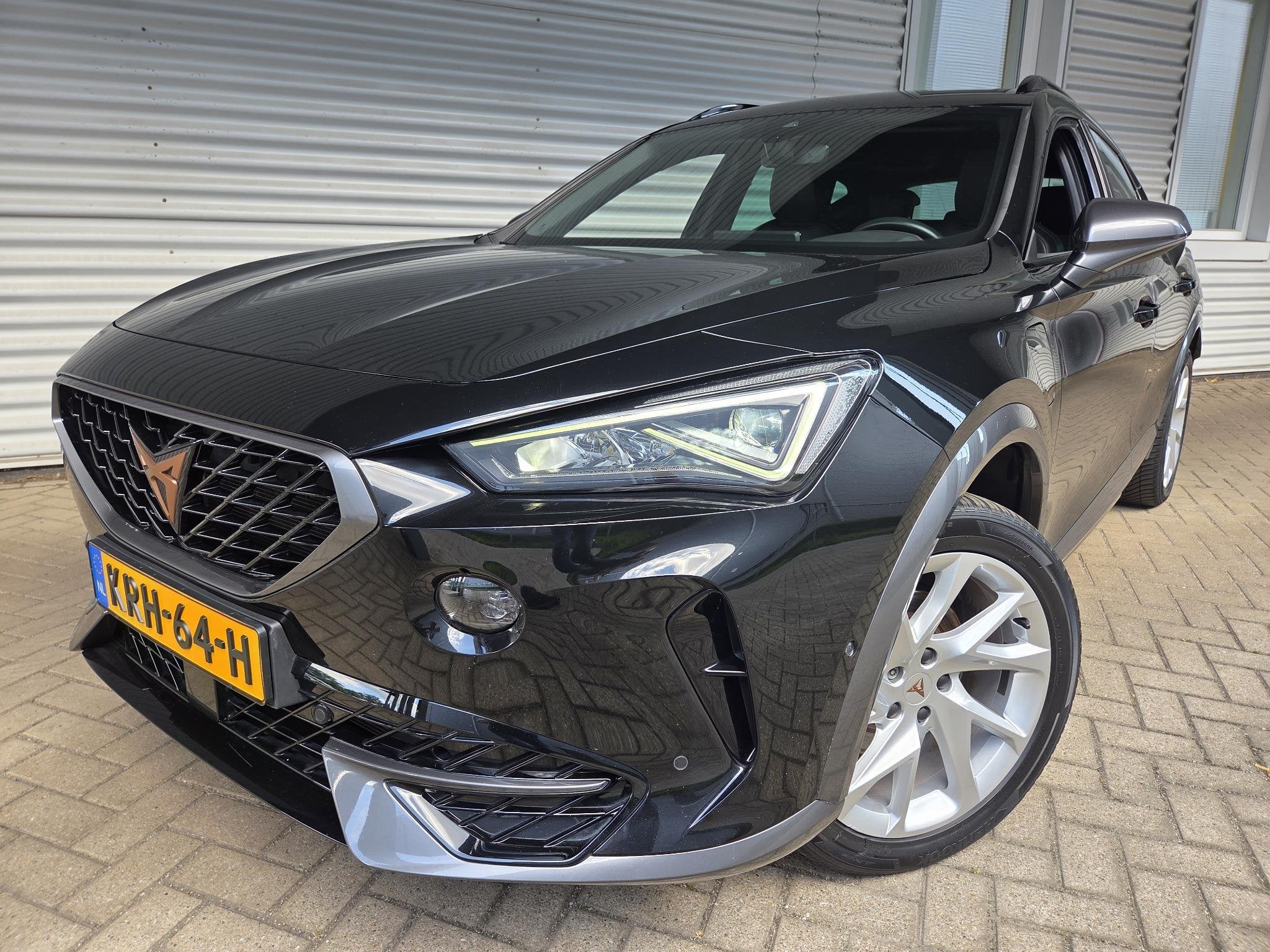 CUPRA Formentor 1.4 TSI e-Hybrid Essential, Auto's, Stof, Gebruikt, 4 cilinders, Formentor