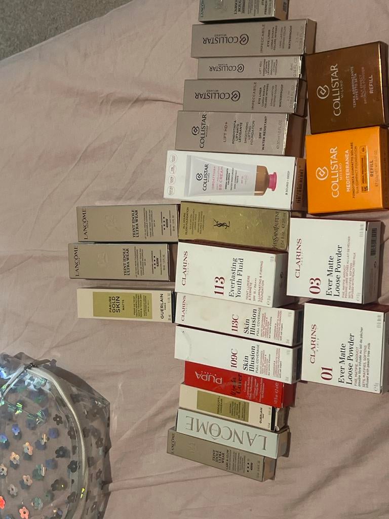 Diverse cosmetica: Foundations, poeders, eyeliners en meer, Nieuw, Ophalen of Verzenden, Make-up, Overige kleuren