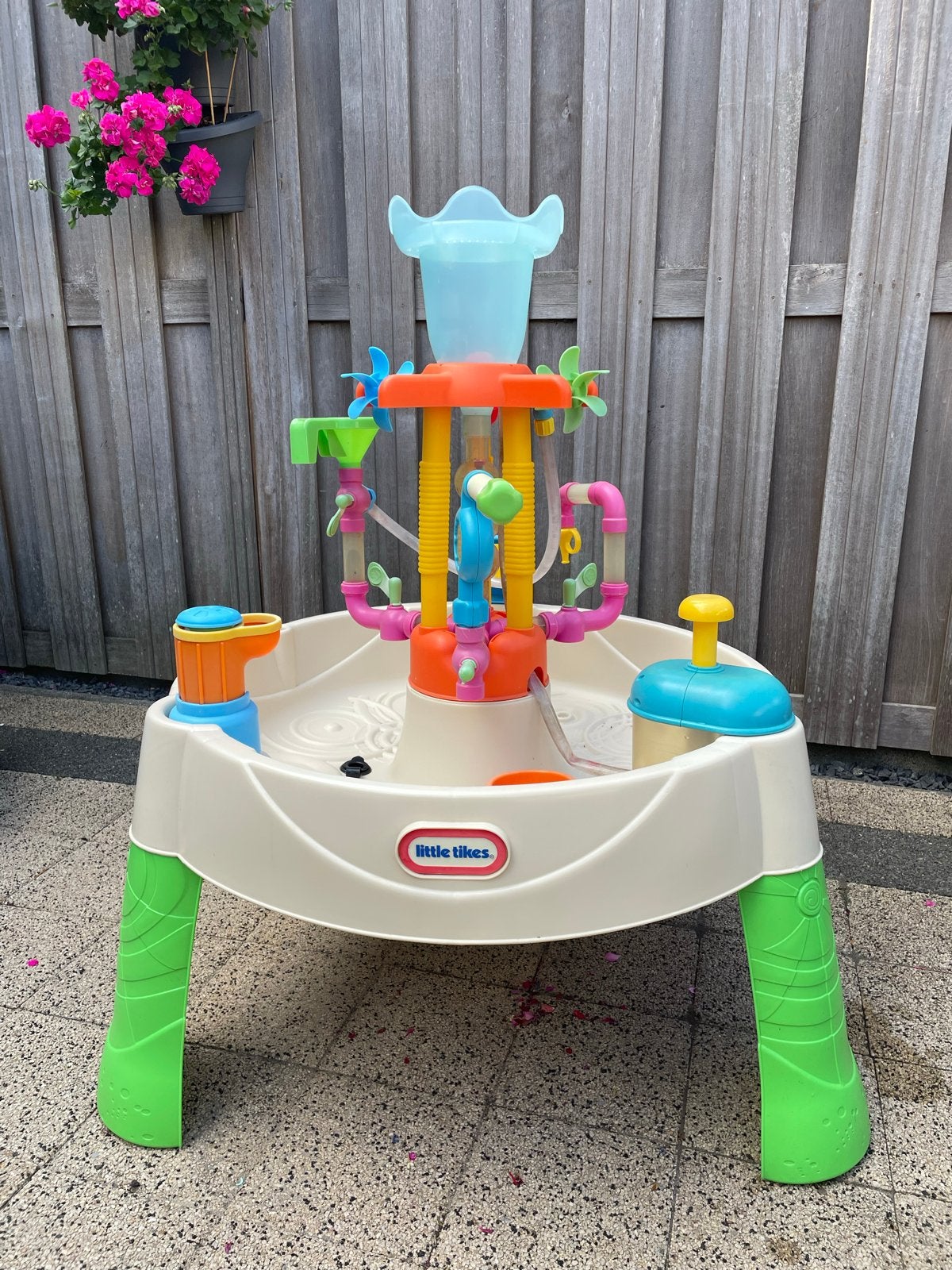Little Tikes Fountain Factory Watertafel, Ophalen, Gebruikt