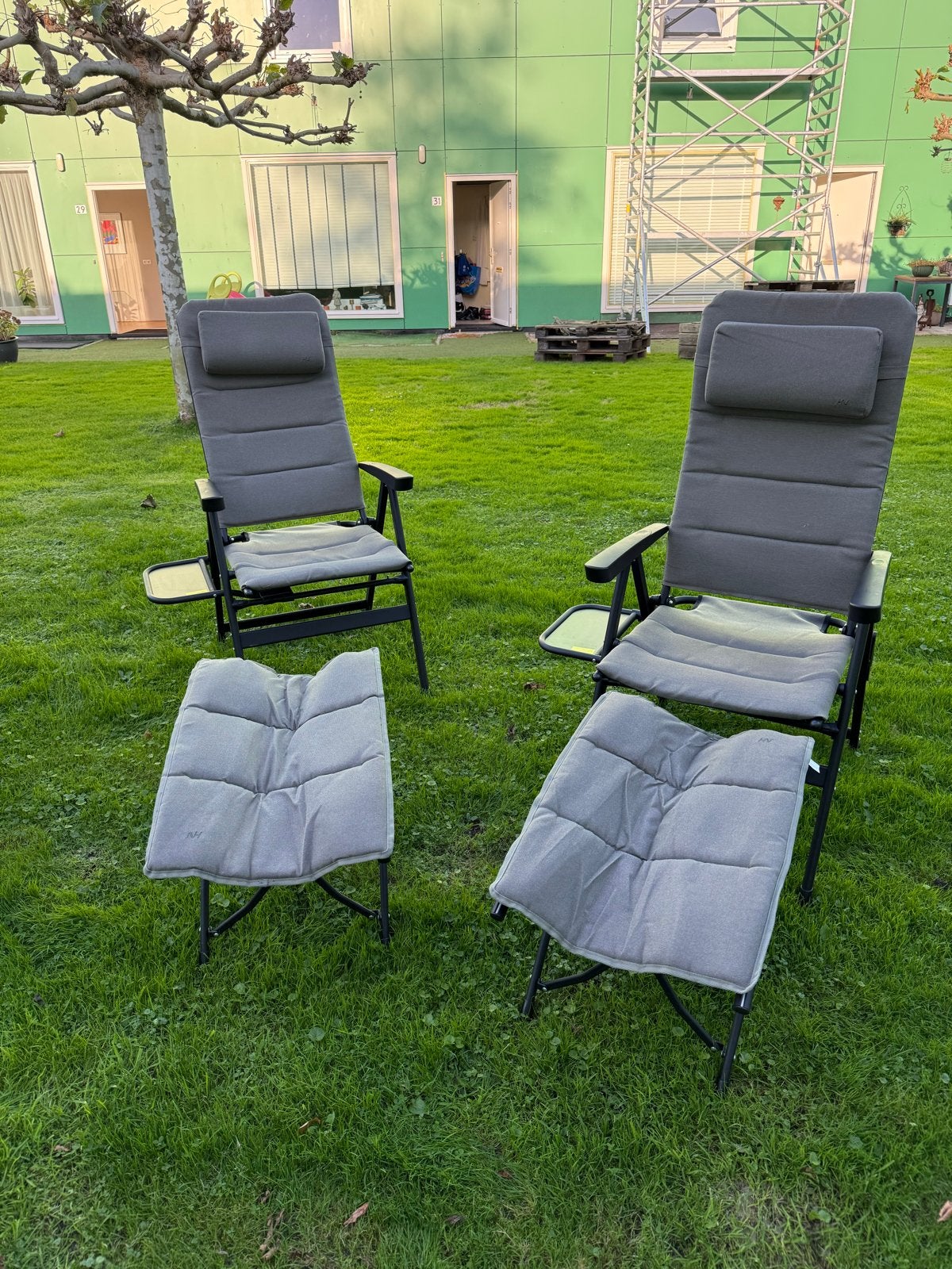 2x Verstelbare campingstoelen met voetenbankjes, Ophalen, Gebruikt, Metaal, Inklapbaar