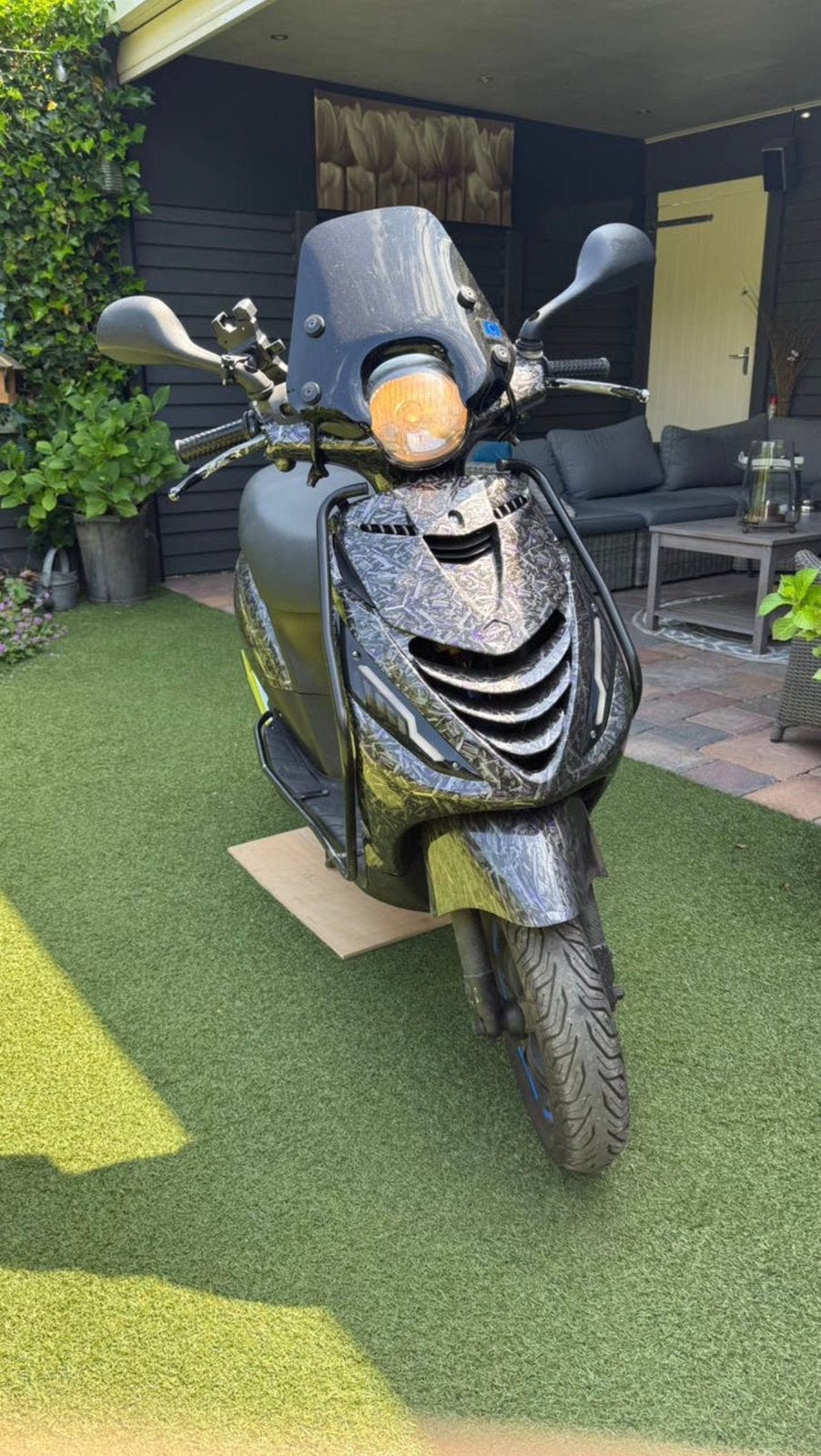 Piaggio zip 50cc 4T 2V – Custom Forged, Fietsen en Brommers, Scooters | Piaggio, Ophalen, Maximaal 45 km/u, Zip, Zo goed als nieuw