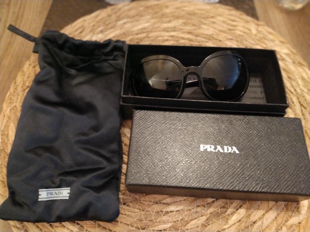Prada Zonnebril, Zonnebril, Prada, Zwart, Nieuw