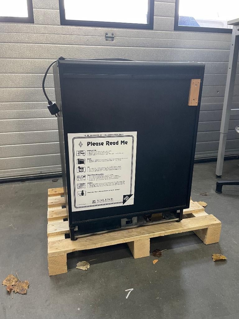 U-LINE Koelkast | C029B | ingebouwde ijsblokjes-maker |230V, Ophalen, Bonsink Aquaservice, Minder dan 85 cm, Minder dan 75 liter