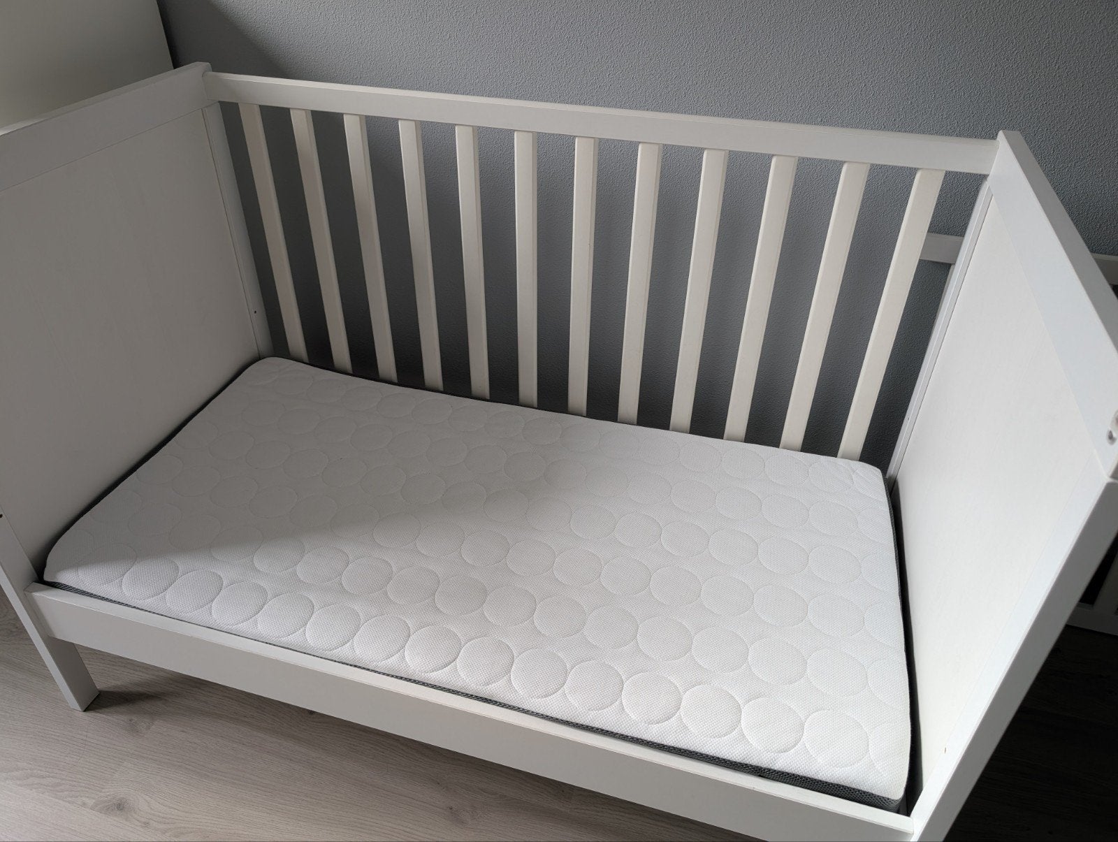 Sundvik ikea ledikant + matras, Gebruikt, Minder dan 140 cm, Minder dan 70 cm, Ophalen