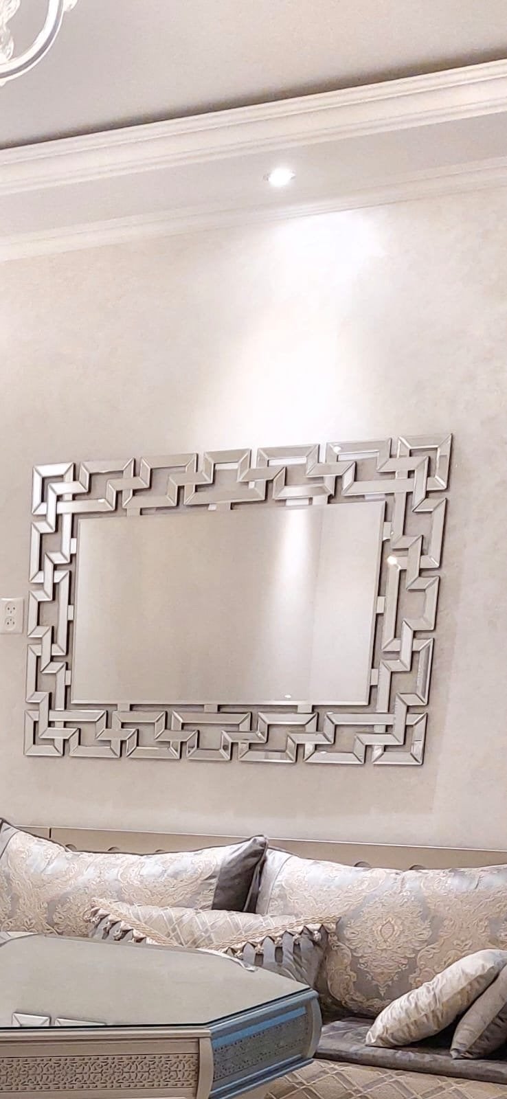 Decoratieve spiegel met geometrisch patroon, Ophalen, Zo goed als nieuw, Rechthoekig, 75 tot 100 cm