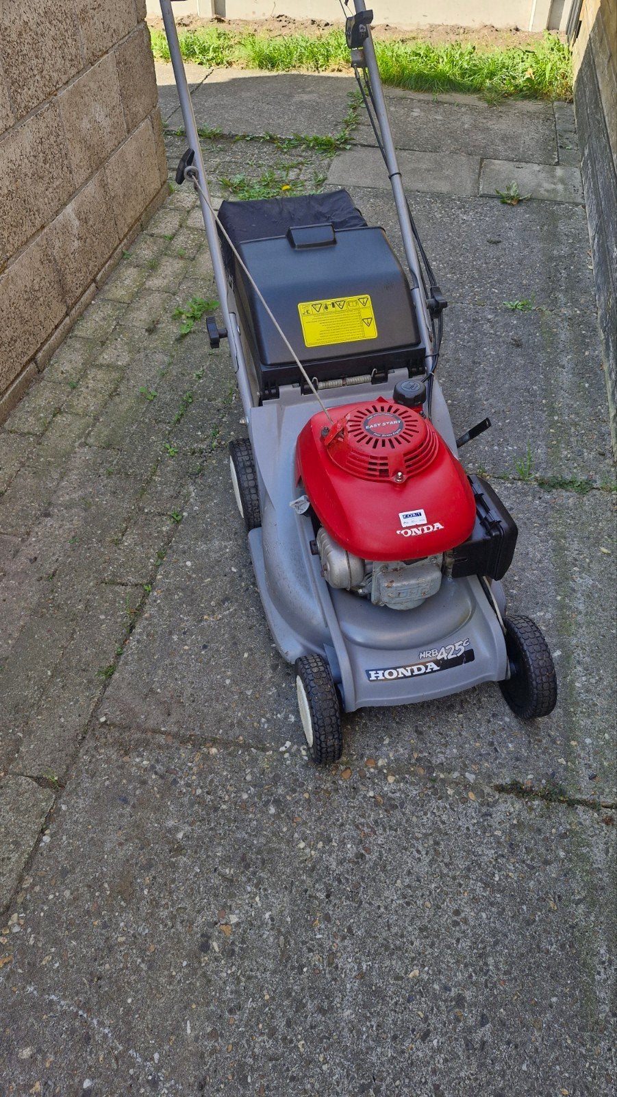 Honda hrb 425c aangedreven motormaaier., Ophalen