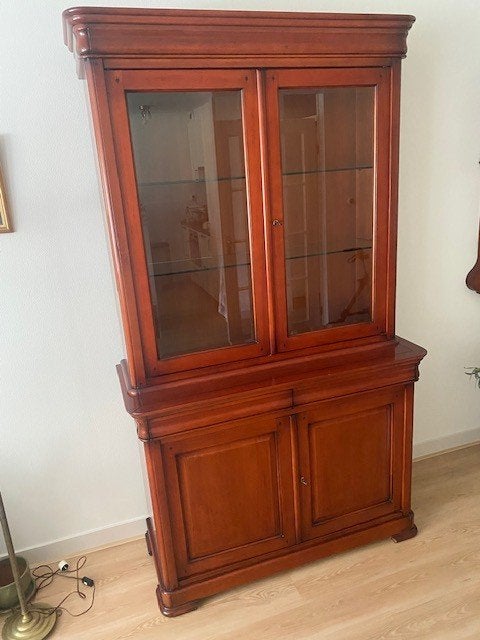 Kersen vitrinekast, Ophalen, 200 cm of meer, Zo goed als nieuw, Kersenhout