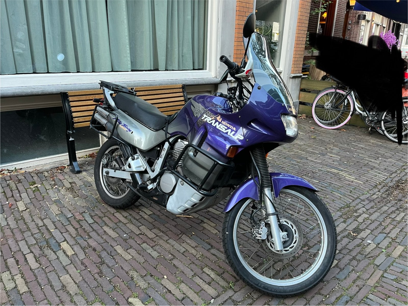 Honda Transalp XL600V - Betrouwbare avonturiersmotor, Motoren, 2 cilinders, Gebruikt, Particulier, Meer dan 35 kW