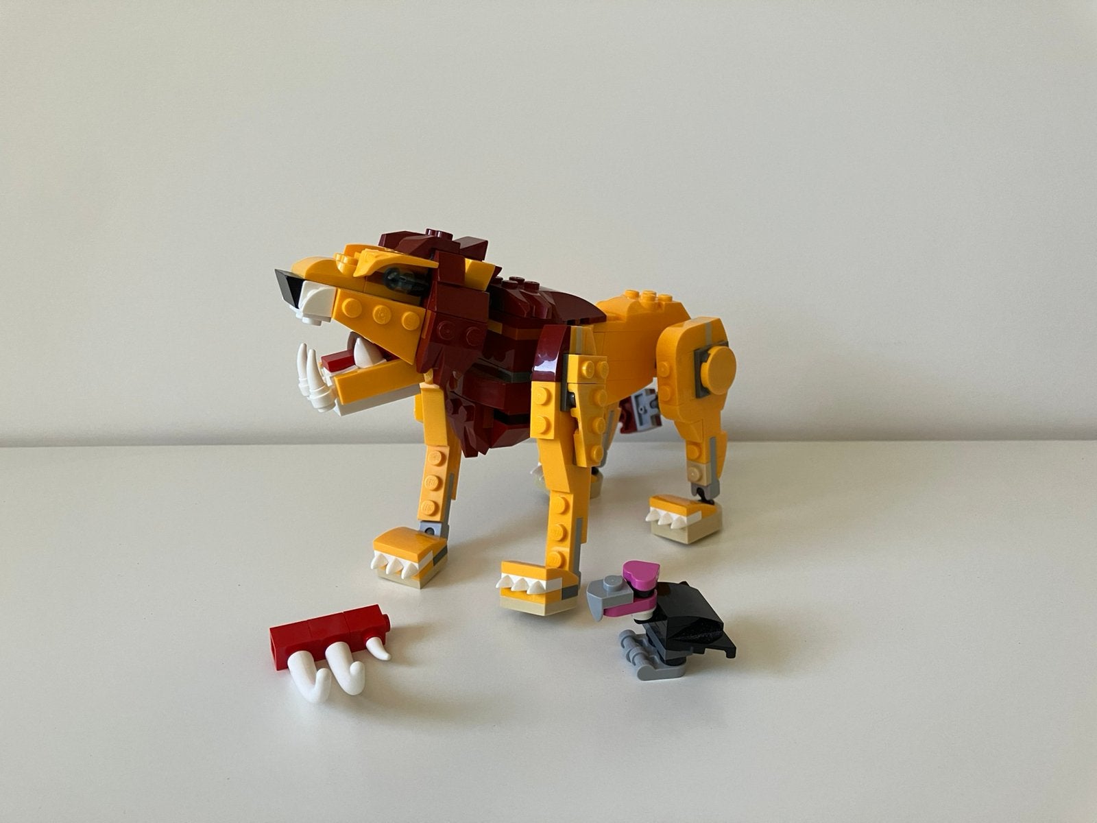 LEGO Creator Wilde leeuw (31112), Ophalen of Verzenden, Zo goed als nieuw