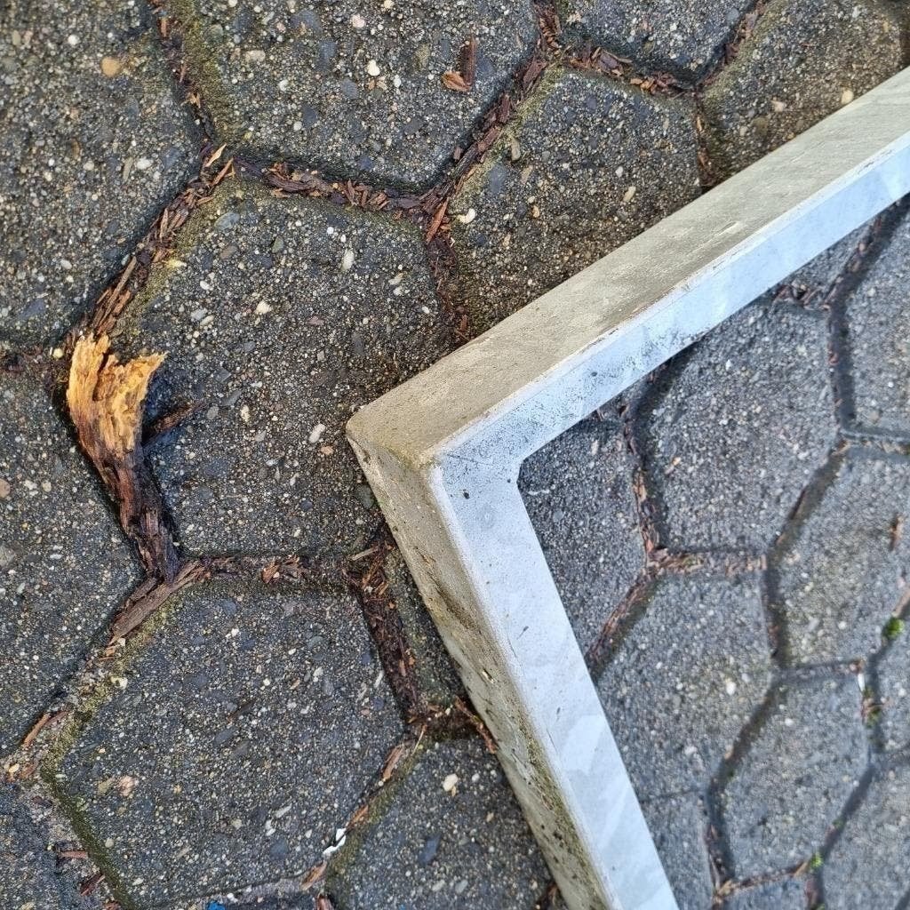 METALEN FRAME VLOERROOSTER VLOERLUIK KRUIPRUIMTE GEGALV., Ophalen of Verzenden, Gebruikt, Gietijzer