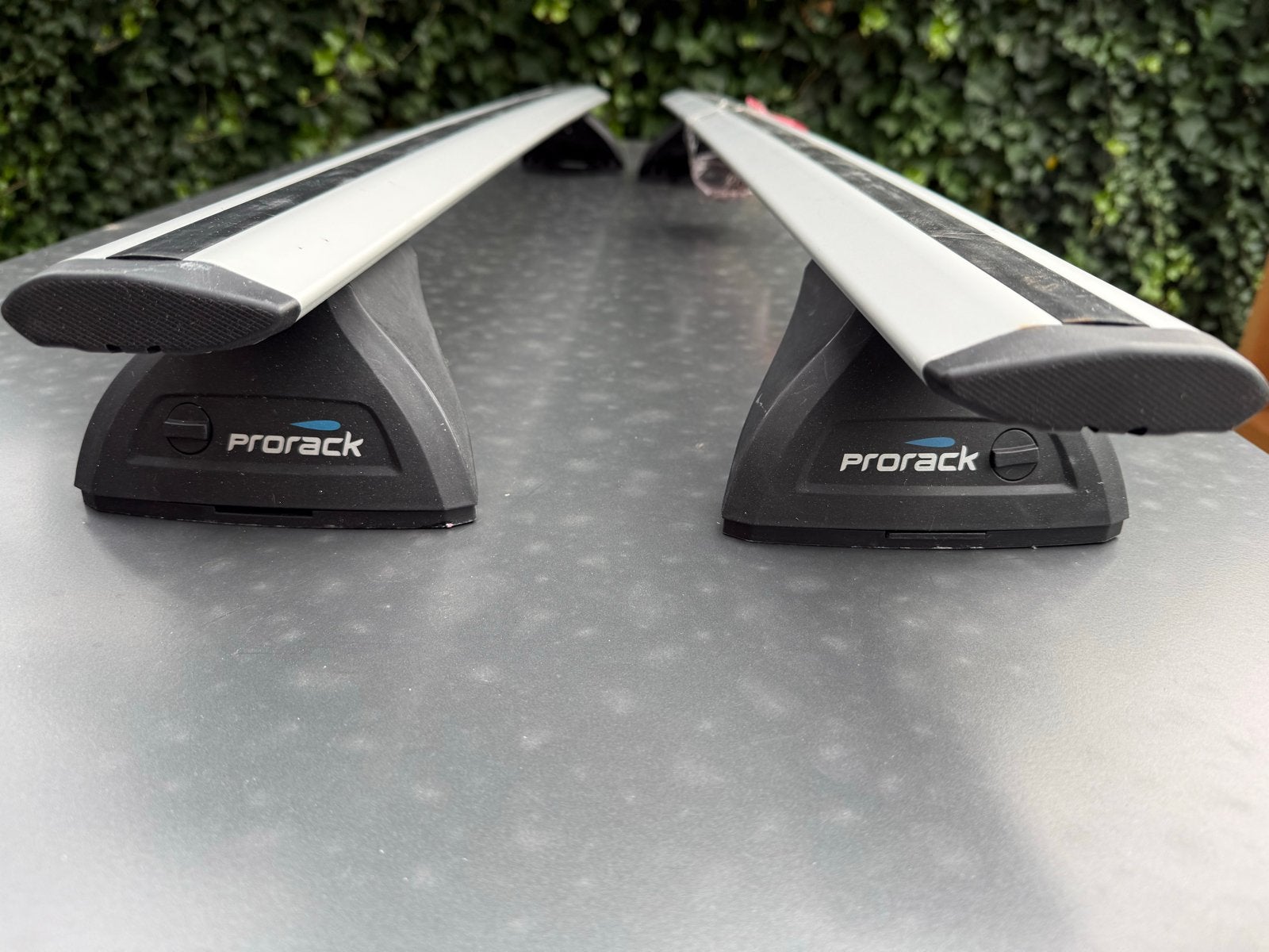 Prorack/Whispbar S16 Aero Through Bars, Ophalen of Verzenden, Zo goed als nieuw