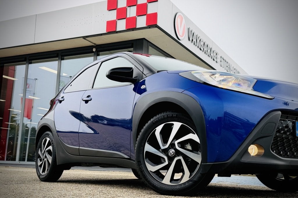 Toyota Aygo X 1.0 VVT-i S-CVT Puls | CAMERA | STOELVERWARMIN, 12 maanden, Gebruikt, Euro 6, 3 cilinders