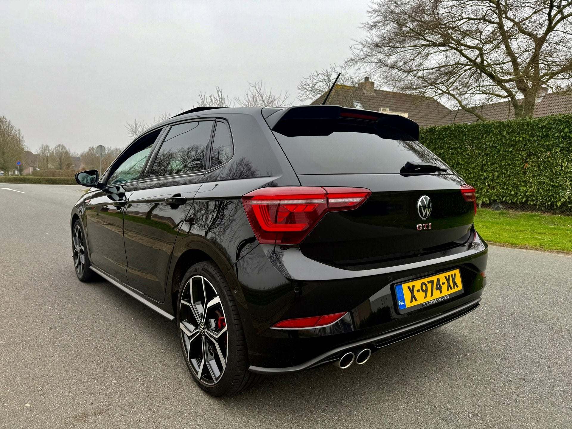 Volkswagen Polo 2.0 TSI GTI PANO/IQ/KEYLESS/ACC, 1272 kg, 15 km/l, Gebruikt, 4 cilinders
