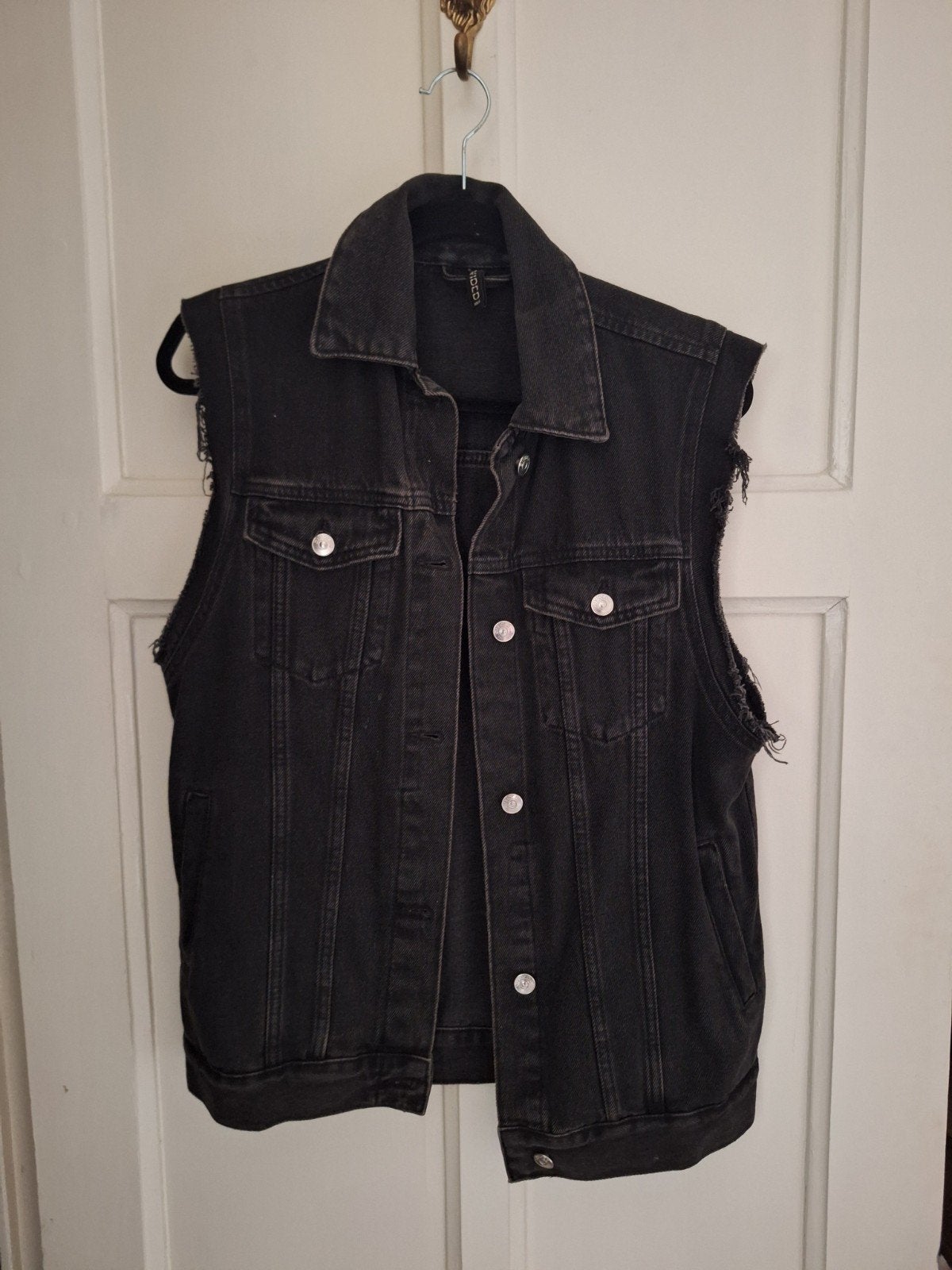 Zwart spijkergilet Divided H&M - Maat xs, Maat 38/40 (M), Zwart, H&M Divided, Ophalen of Verzenden