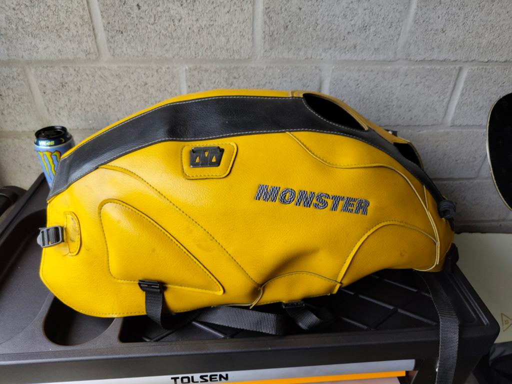 Ducati Monster Gele Originele tanktas van Leer, Ophalen, Gebruikt