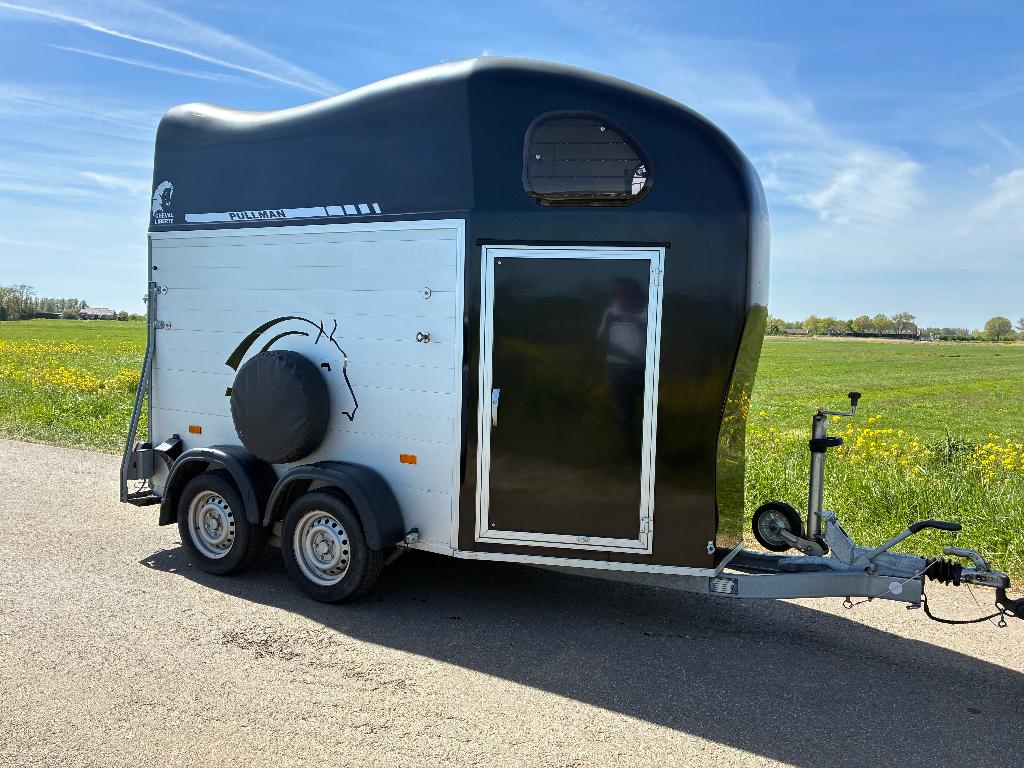 10Trailers aanbod: 6 stuks aluminium 1,5 prds ChevaL Liberte, Ophalen of Verzenden, Zo goed als nieuw, Aluminium, 1½-paards trailer
