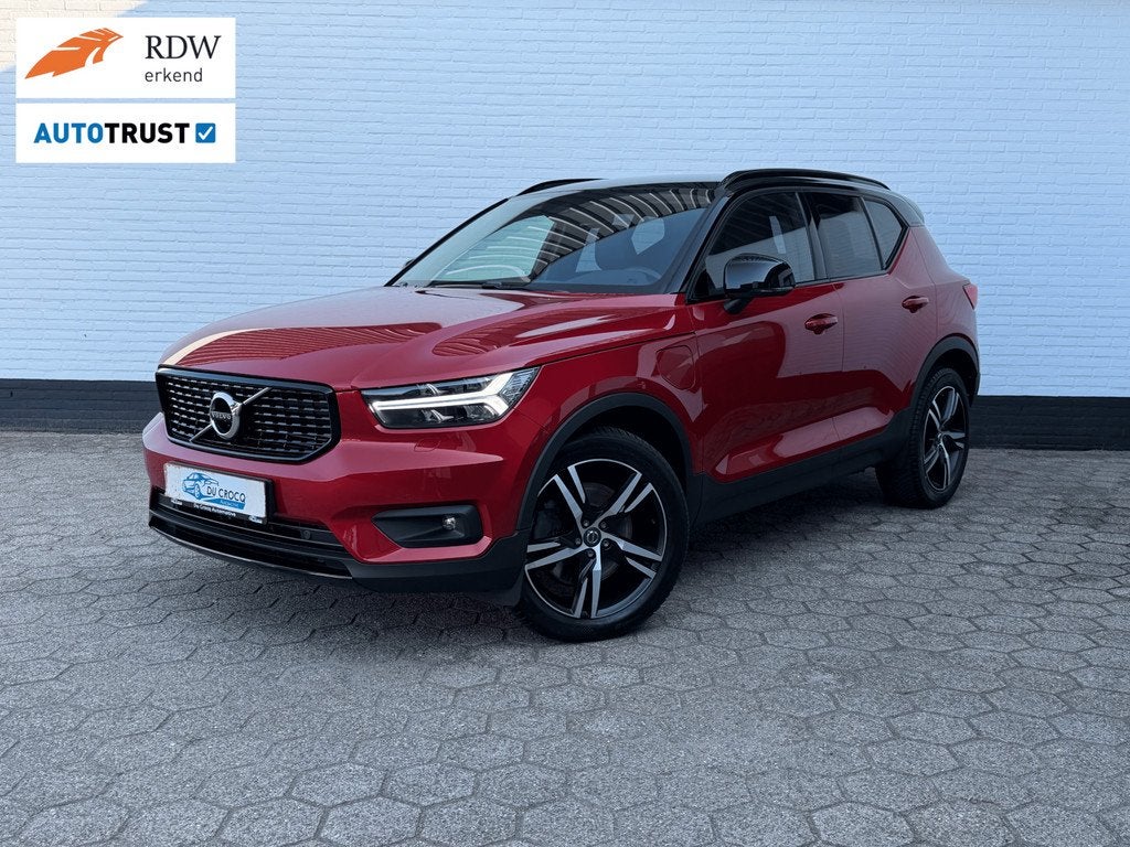 Volvo XC40 1.5 T5 Recharge R-Design TREKHAAK l ACC l CAMERA, Auto's, Stof, Zwart, Bedrijf, Hybride Elektrisch/Benzine