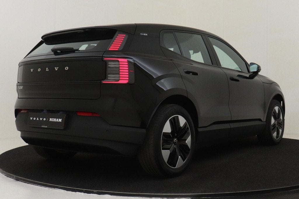 Volvo EX30 SINGLE MOTOR PLUS 51 kWh -HARMAN/KARDON|CARPLAY|C, Auto's, Volvo, Automaat, 12 maanden, Achterwielaandrijving, Gebruikt