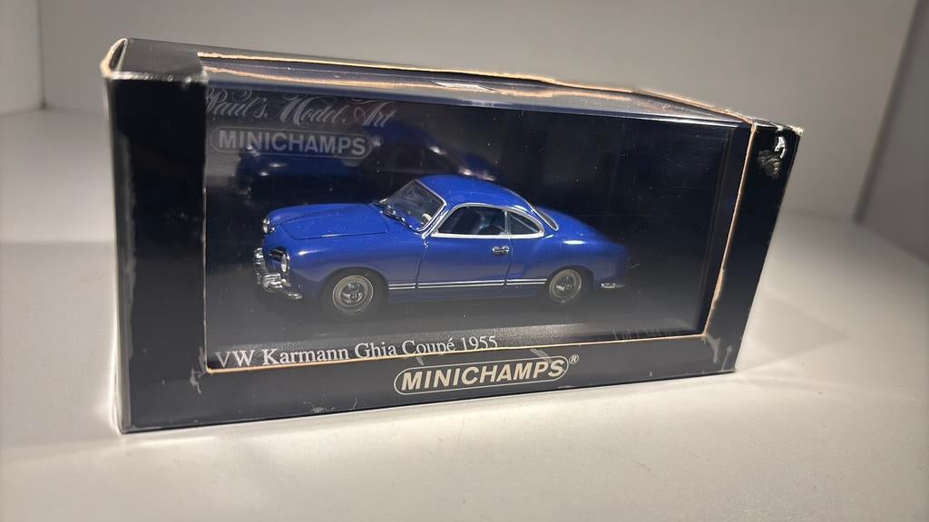 Volkswagen karmann ghia coupe bleu minichamps 1.43, Auto, Ophalen of Verzenden, MiniChamps, A
