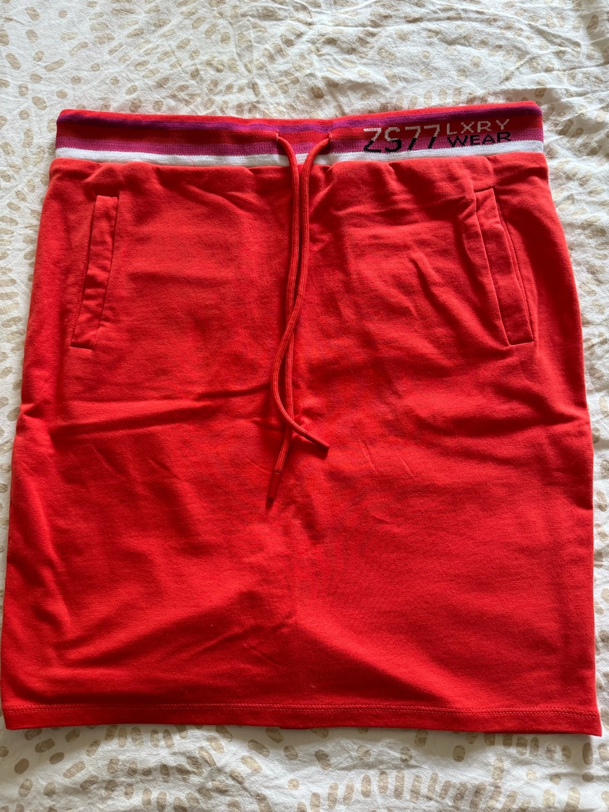 ZOSO rokjes en shirt - maat M/S, Maat 38/40 (M), Ophalen of Verzenden, Zo goed als nieuw, Boven de knie